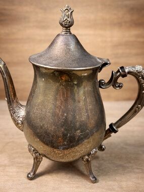 Leonard Silver Plated Coffee/Tea Pot - Antique-Style Serving Piece
